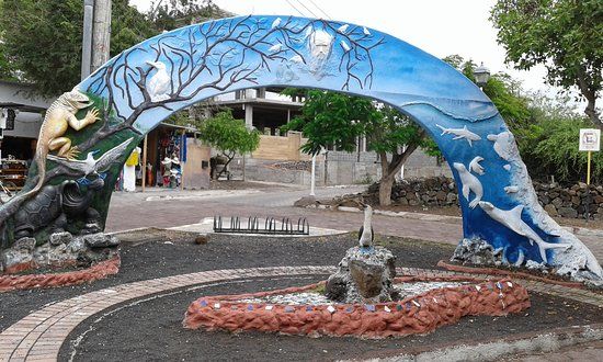 Monumento Darwin